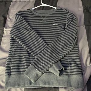 Nike long sleeve size large